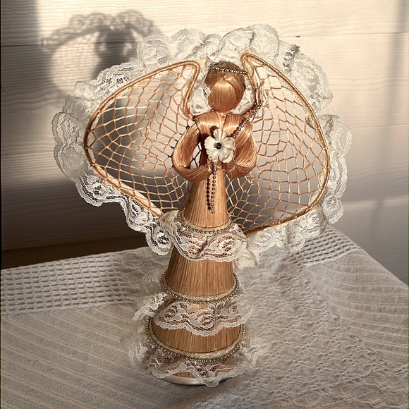 NEW Wedding decor items: guest book sign, flower basket, wicker angel bride - Picture 10 of 13